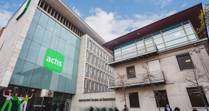 La Achs refuerza su compromiso ambiental Sello Huella Chile ...