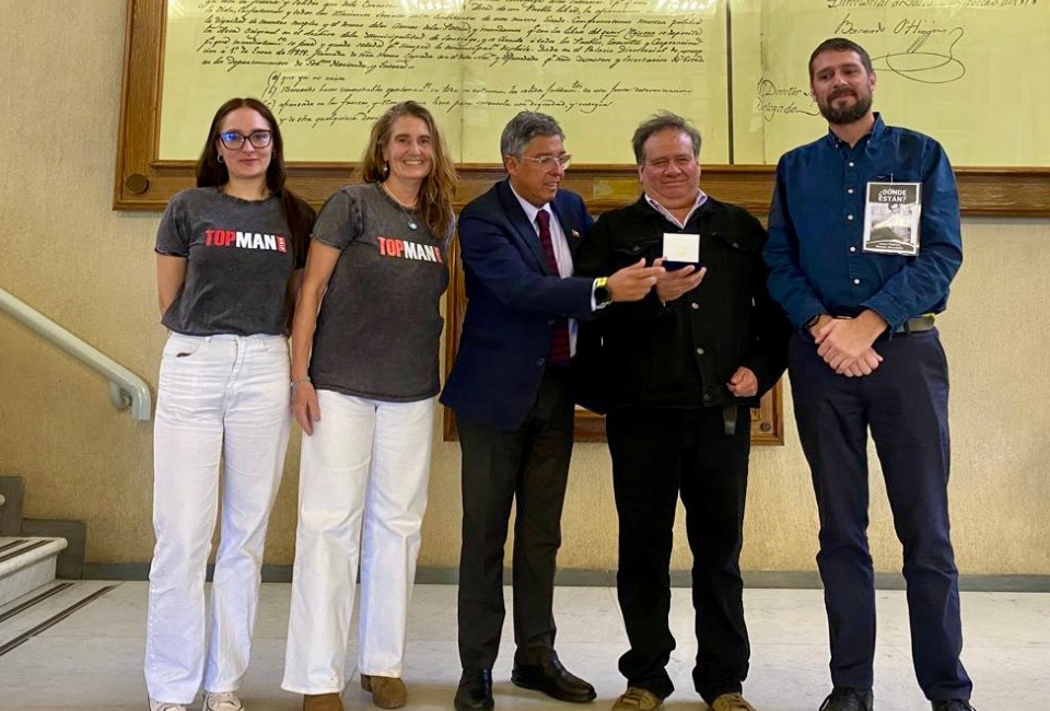 Fundación Topman recibe reconocimiento en el Congreso Nacio...
